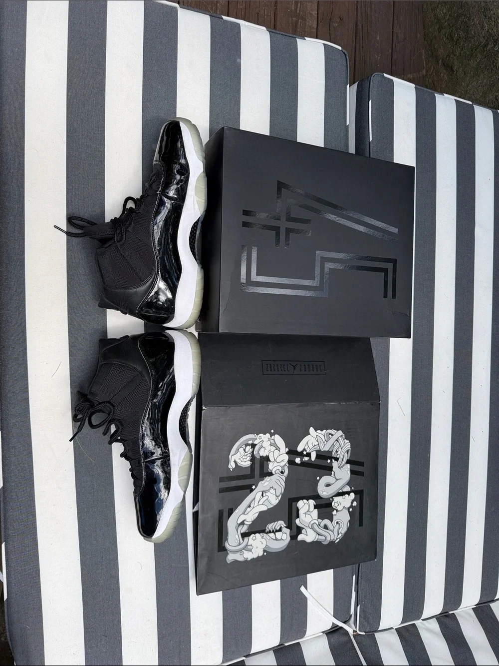 Jordan Retro 11 space jam